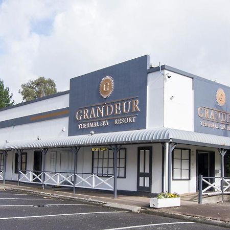 Grandeur Thermal Spa Resort Taupo Exterior foto